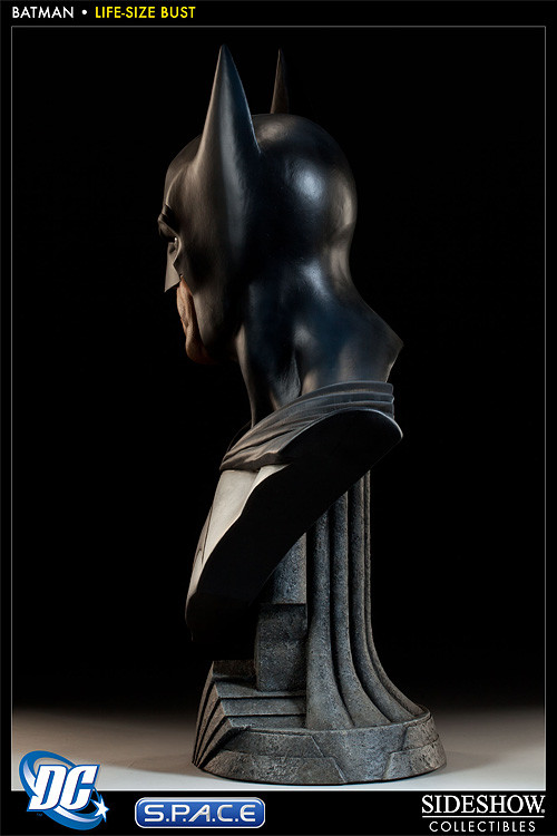 1:1 Batman Life-Size Bust (DC Comics)
