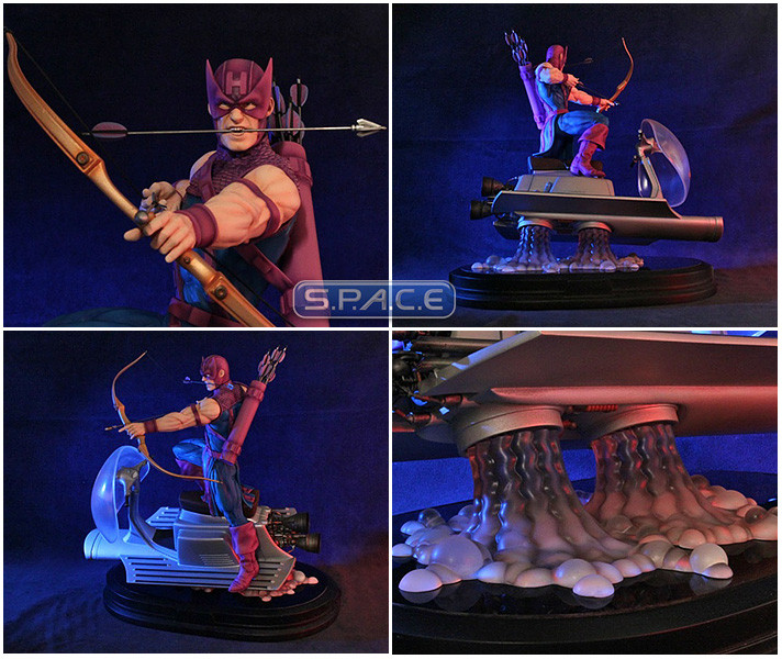Hawkeye on Sky-Cycle Statue (Marvel)