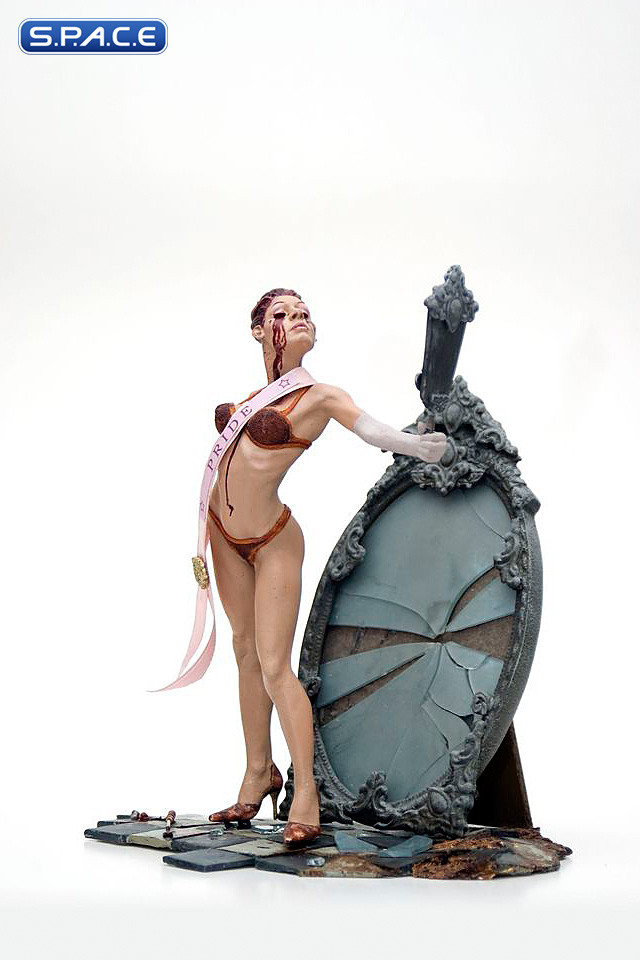 Pride Statue (Seven Deadly Sins)