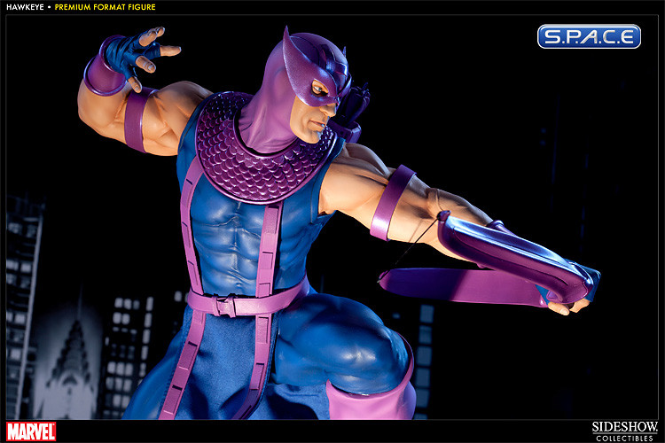 Hawkeye Premium Format Figure (Marvel)