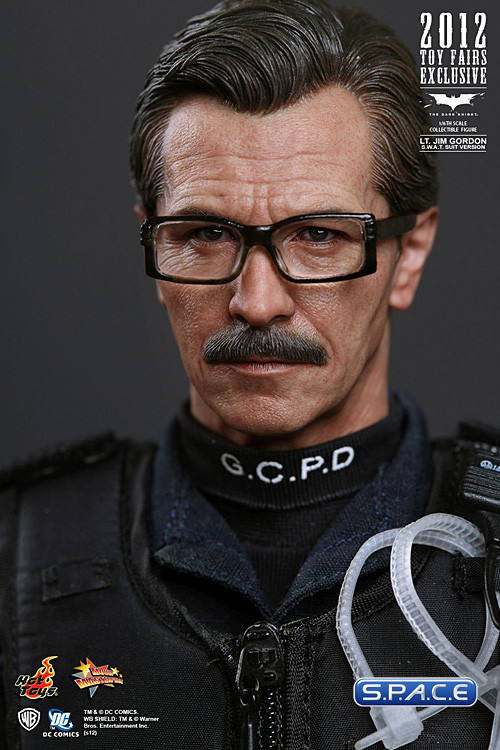 1/6 Scale Lt. Jim Gordon - S.W.A.T. Version MMS182 (Batman - The Dark Knight)