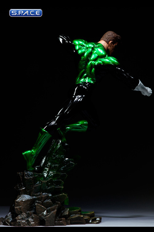 Green Lantern Premium Format Figure (DC Comics)