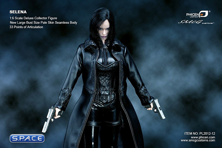 1/6 Scale Selena Deluxe Collector Figure