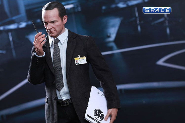 1/6 Scale Agent Phil Coulson Movie Masterpiece MMS189 (The Avengers)