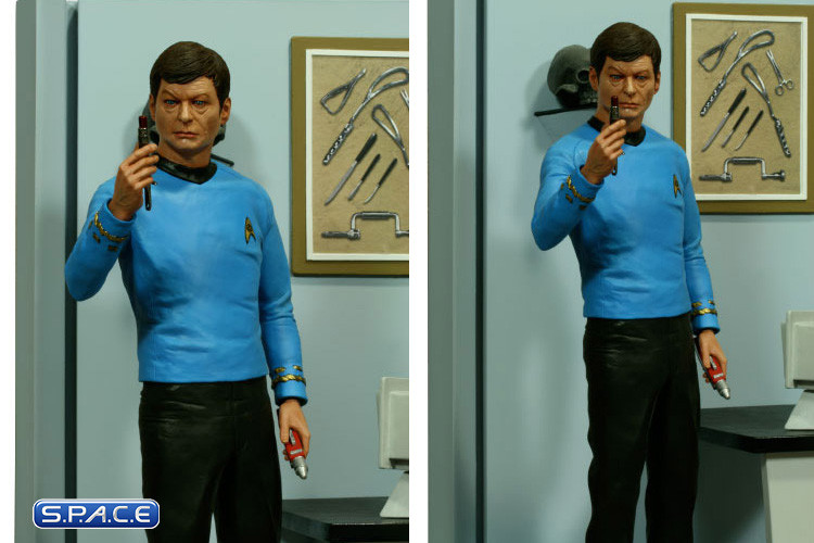 Dr. McCoy Statue (Star Trek)
