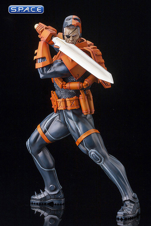 1/6 Scale Deathstroke The New 52 ARTFX Statue (DC Comics)