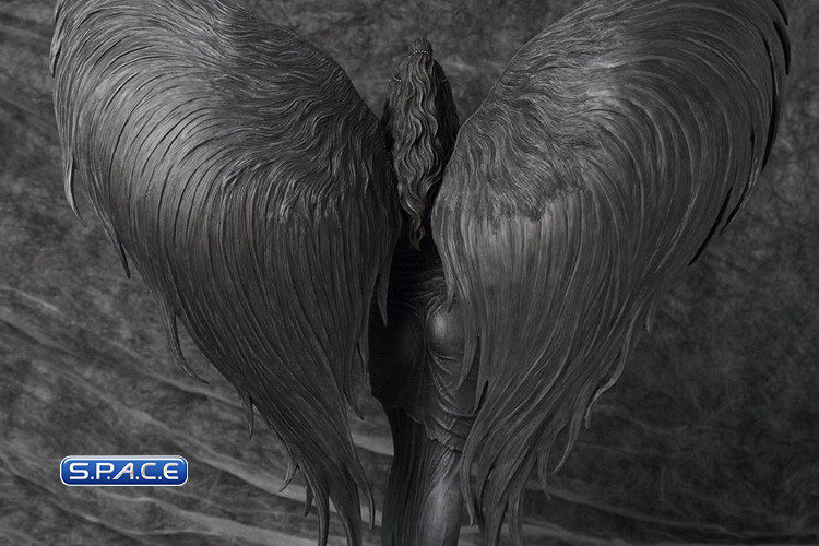 Malefic Time: Lilith by Luis Royo Statue (Fantasy Figure Gallery)