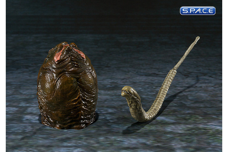 S.H.MonsterArts Alien Warrior (Alien vs. Predator)