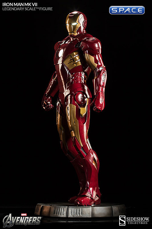 Iron Man Mark VII Legendary Scale Figure (The Avengers)