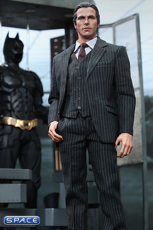 1/6 Scale Batman Armory with Bruce Wayne and Alfred Pennyworth MMS236 ...