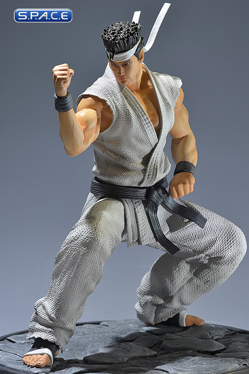 Akira Yuki Statue (Virtua Fighter 5)