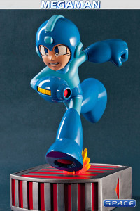 Running Megaman Statue (Megaman)