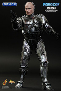 1/6 Scale battle-damaged RoboCop Movie Masterpiece (RoboCop)