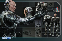 1/6 Scale battle-damaged RoboCop Movie Masterpiece (RoboCop)