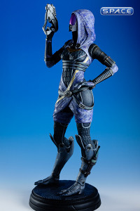 1/4 Scale Tali Zorah vas Normandy Statue (Mass Effect 3)