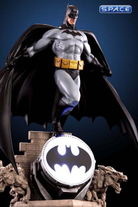 1/7 Scale Batman - Modern Age Wall Statue (DC Comics)