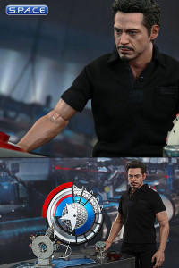 1/6 Scale Tony Stark with Arc Reactor Creation Accessories Movie Masterpiece MMS273 (Iron Man 2)