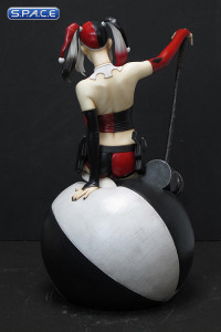 Harley Quinn Statue by Luis Royo (Fantasy Figure Gallery)