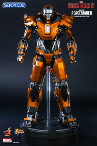 1/6 Scale Iron Man Peacemaker Mark XXXVI Movie Masterpiece MMS258 (Iron Man 3)