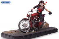 Harley Quinn Statue (Gotham City Garage)