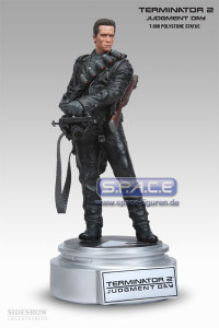 T-800 Statue (Terminator 2)