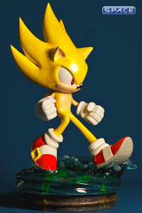 Modern Super Sonic Statue (Sonic the Hedgehog)