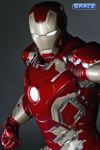 1/3 Scale Iron Man Mark 43 Cinemaquette (Avengers: Age of Ultron)