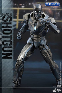 1/6 Scale Iron Man Mark XL Shotgun Movie Masterpiece MMS309 (Iron Man 3)