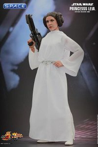 1/6 Scale Princess Leia Movie Masterpiece MMS298 (Star Wars)