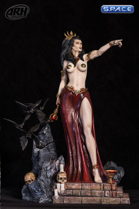 Queen of Vampires Statue Version 2