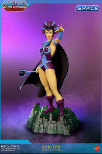 Evil-Lyn Statue (Masters of the Universe)