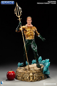 Aquaman Premium Format Figure (DC Comics)