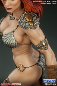 Red Sonja She-Devil with a Sword Premium Format Figure (Red Sonja)