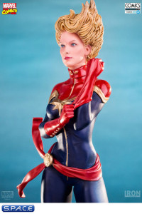 1/10 Scale Captain Marvel Statue (Marvel)
