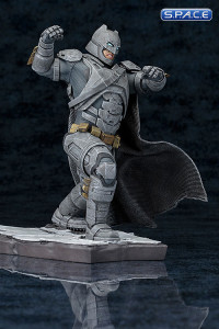 1/10 Scale Batman ARTFX+ Statue (Batman v Superman: Dawn of Justice)