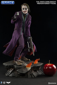 The Joker Premium Format Figure (Batman - The Dark Knight)