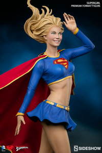 Supergirl Premium Format Figure (DC Comics)