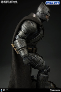 Armored Batman Premium Format Figure (Batman v Superman: Dawn of Justice)