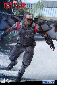 1/6 Scale Falcon Movie Masterpiece MMS361 (Captain America: Civil War)