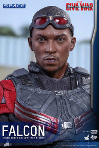 1/6 Scale Falcon Movie Masterpiece MMS361 (Captain America: Civil War)