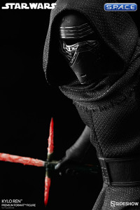 Kylo Ren Premium Format Figure (Star Wars: The Force Awakens)