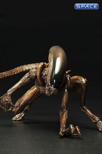 1/10 Scale Dog Alien ARTFX+ Statue (Alien)