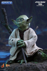 1/6 Scale Yoda Movie Masterpiece MMS369 (Star Wars - Episode V)