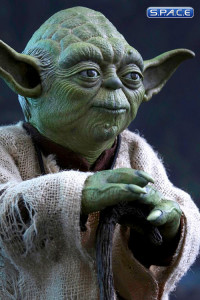 1/6 Scale Yoda Movie Masterpiece MMS369 (Star Wars - Episode V)