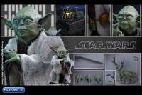 1/6 Scale Yoda Movie Masterpiece MMS369 (Star Wars - Episode V)