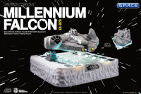 Floating Millennium Falcon Egg Attack EA-020 (Star Wars)