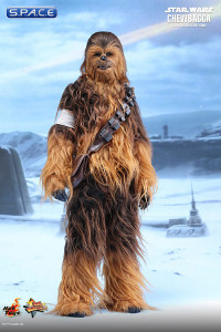 1/6 Scale Chewbacca Movie Masterpiece MMS375 (Star Wars: The Force Awakens)