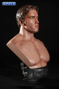 1/2 Scale T-800 Bust (Terminator Genisys)