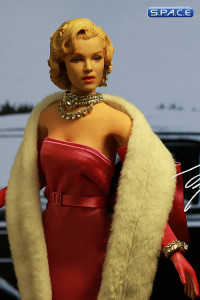 1/6 Scale Marilyn in Pink Dress (Gentlemen Prefer Blondes)