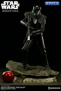 Death Trooper Specialist Premium Format Figure (Rogue One: A Star Wars Story)